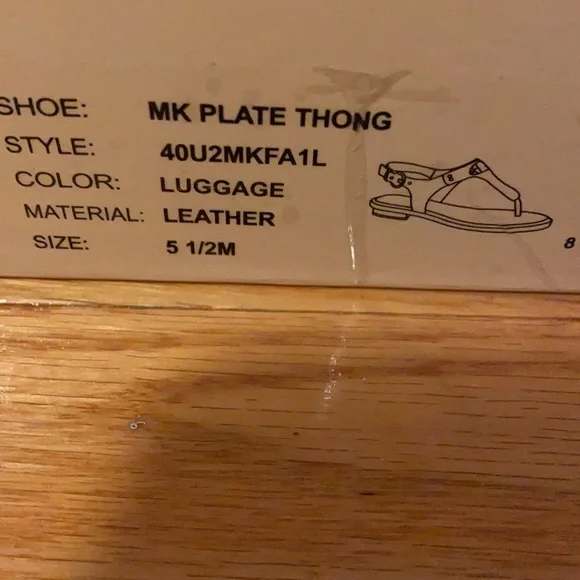 Michael Kors Plate Thong Sandals (Size 5.5) - Picture 4 of 6